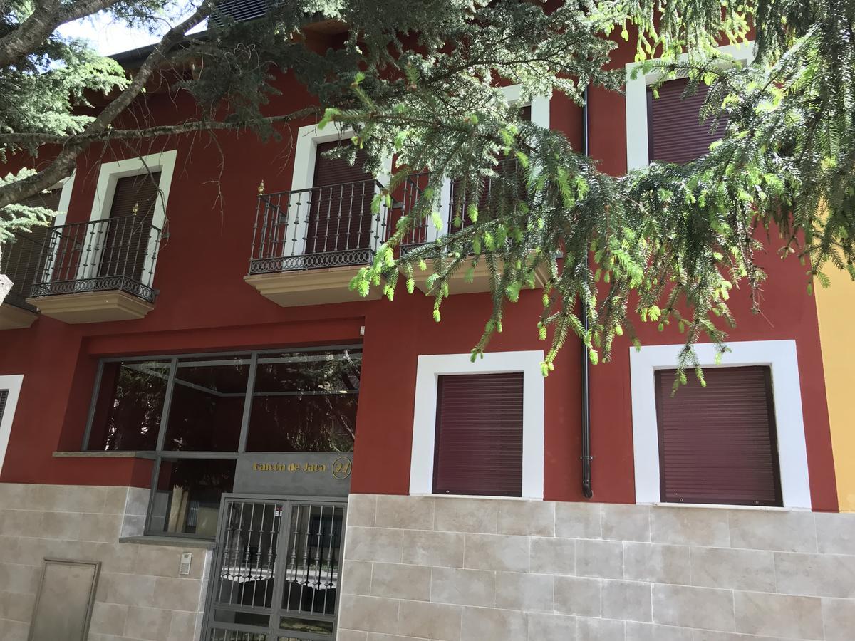 Apartamento Balcon De Jaca I Zewnętrze zdjęcie